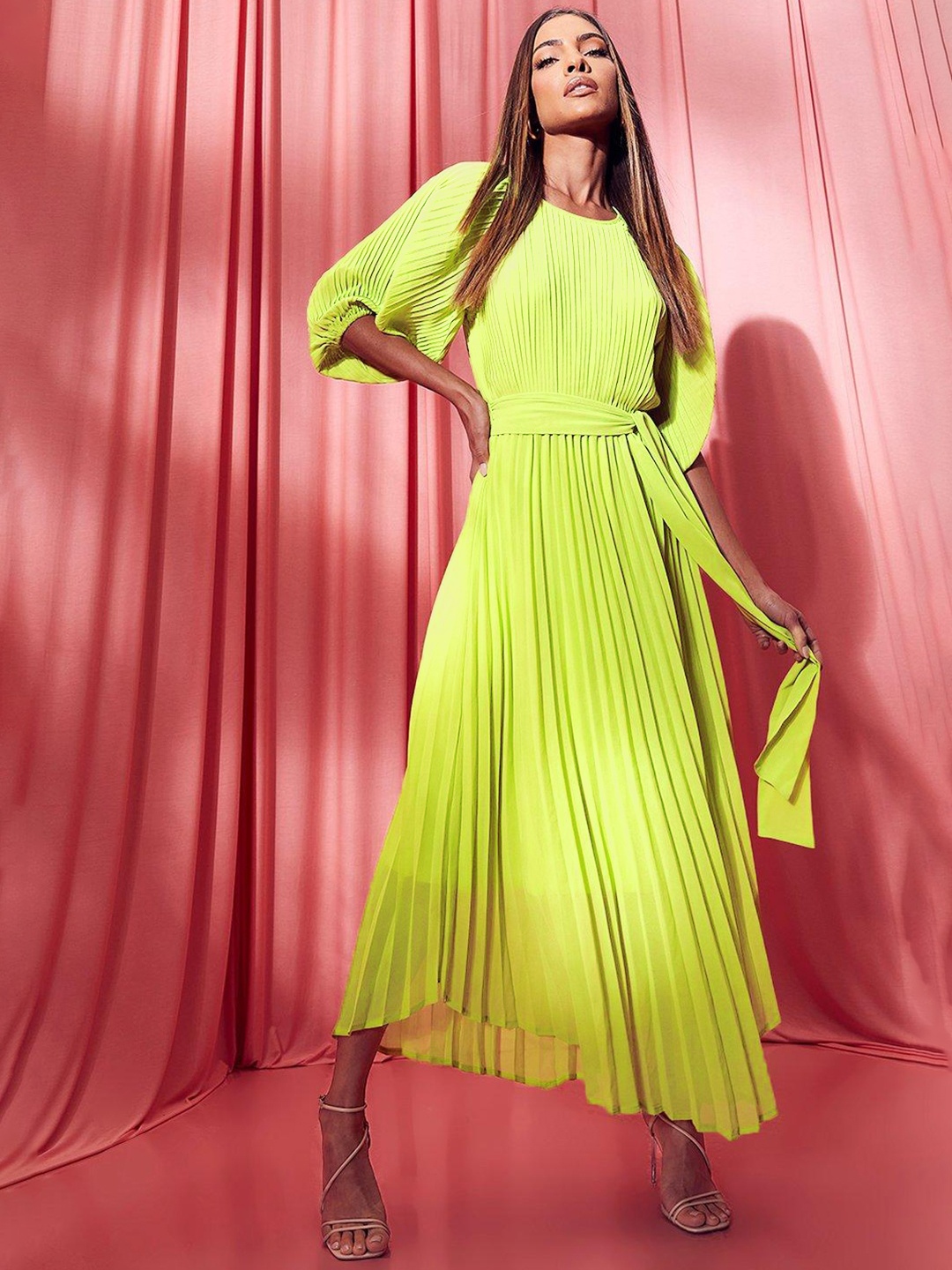 

Boohoo Flared Sleeves A-Line Accordion Pleated Midi Dress, Fluorescent green