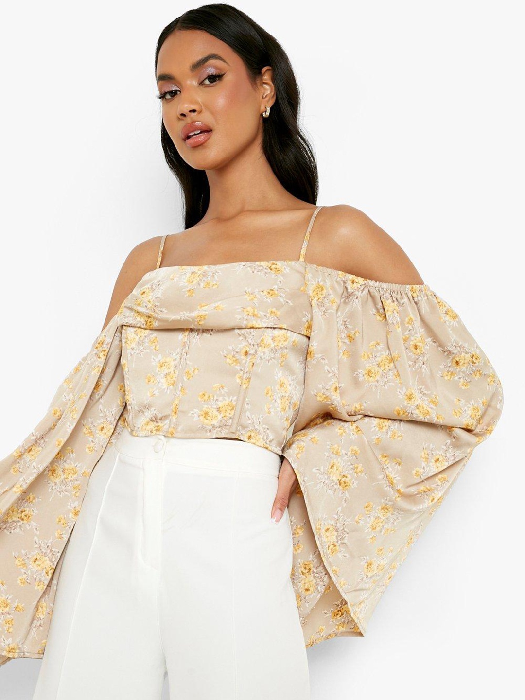 

Boohoo Floral Print Flared Sleeve Crop Top, Khaki