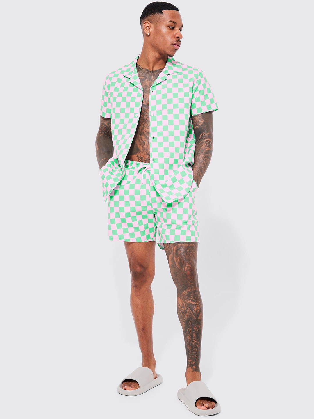 

boohooMAN Checkerboard Shirt And Shorts Swim Set, Green