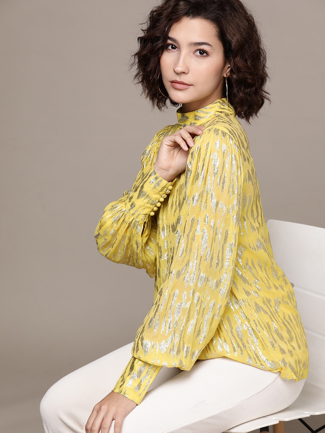 

WAREHOUSE Puff Sleeves Self-Design Jacquard Top, Yellow