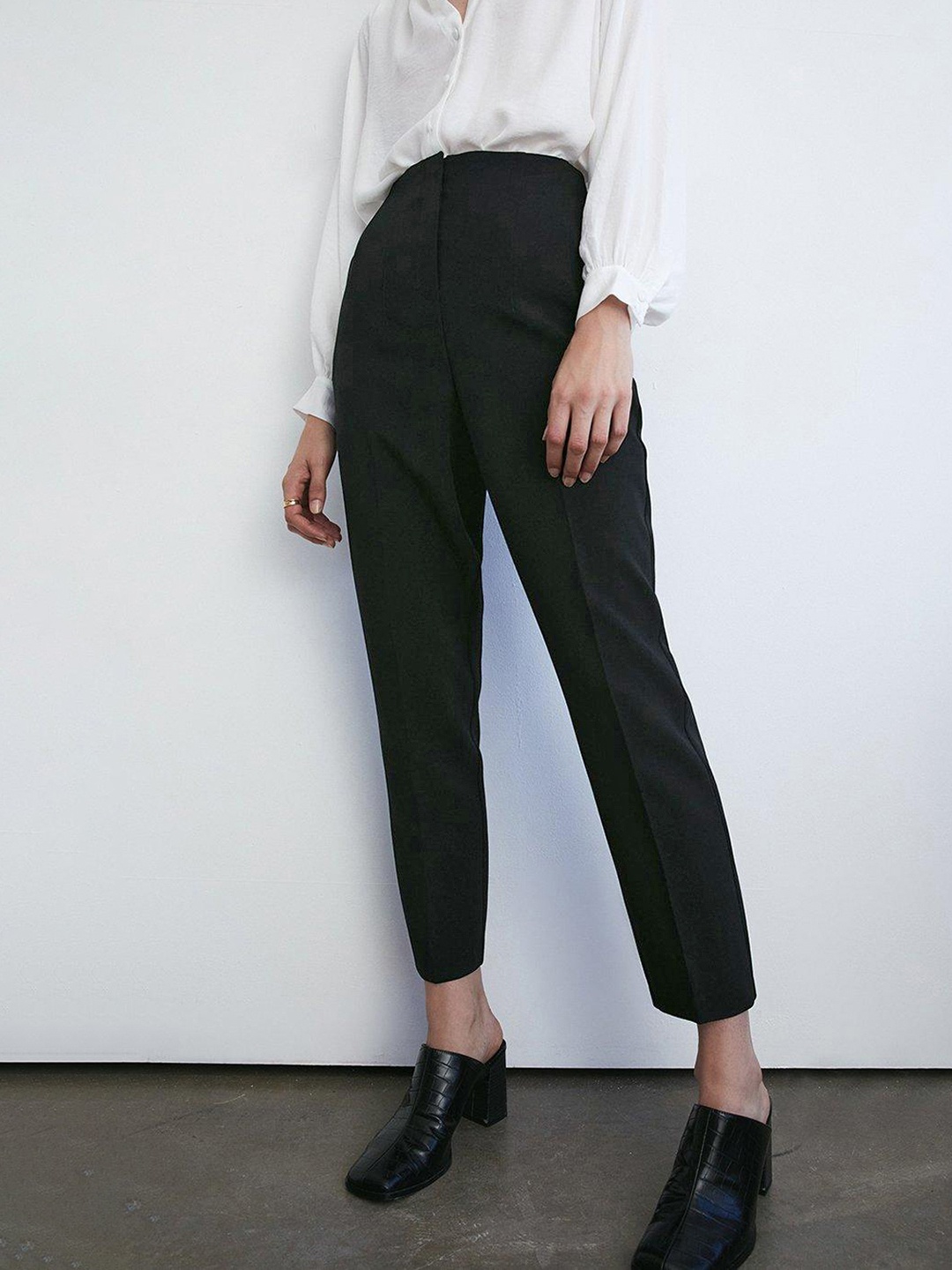 

WAREHOUSE Women Dart Detail High-Rise Formal Trousers, Black
