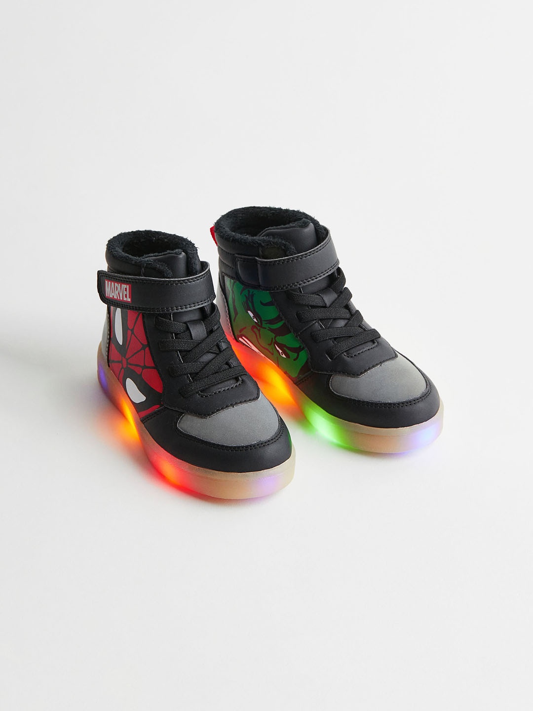 

H&M Boys Warm-Lined Flashing Hi-Tops, Black