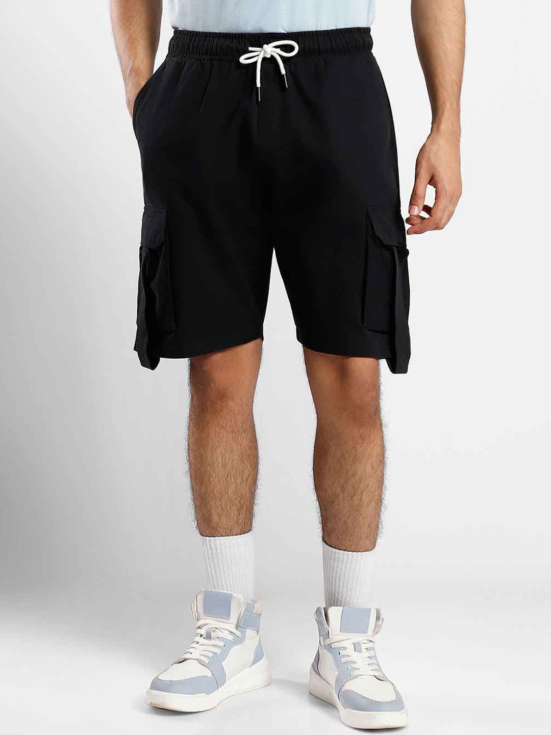 

NOBERO Men Mid Rise Loose Fit Sports Shorts, Black