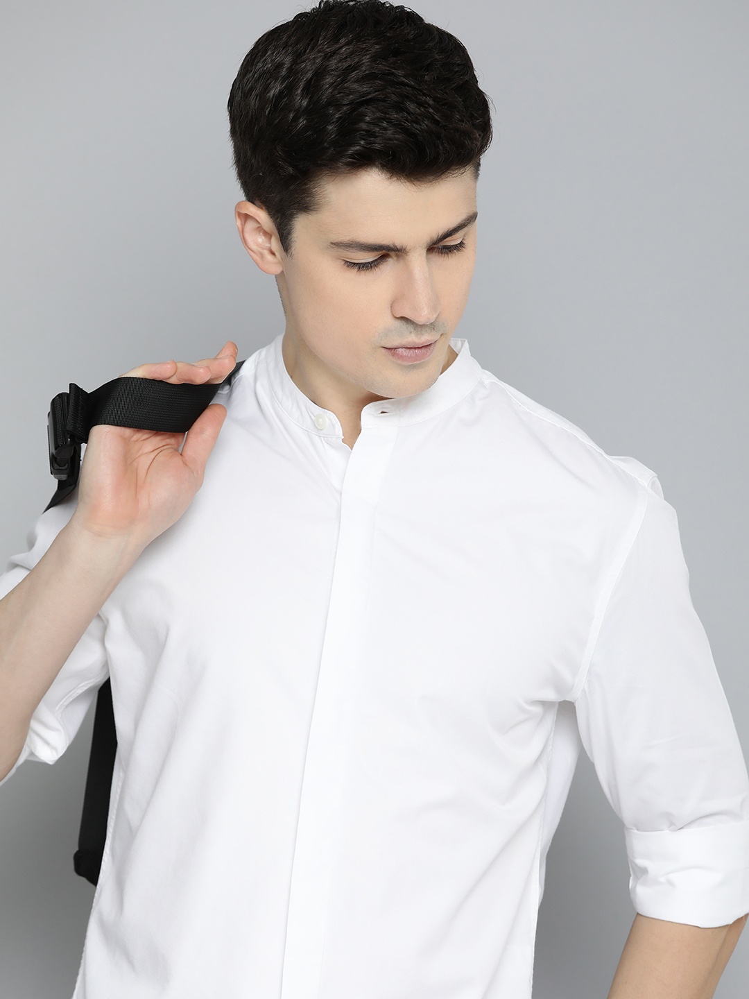 

Levis Band Collar Slim Fit Casual Shirt, White