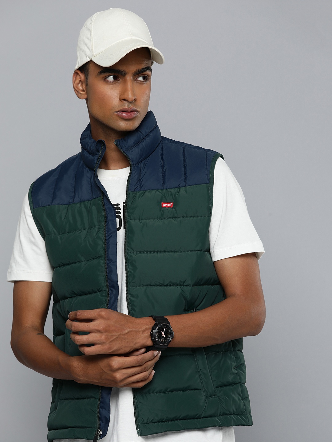 

Levis Mock Collar Sleeveless Colourblocked Padded Jacket With Packable Pouch, Green