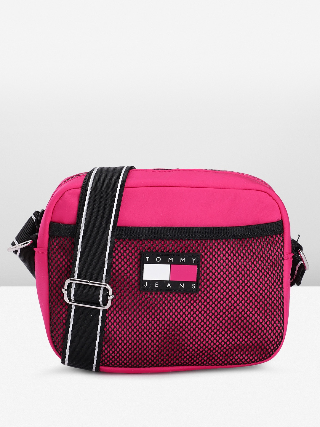 

Tommy Hilfiger Women Solid Sling Bag, Pink