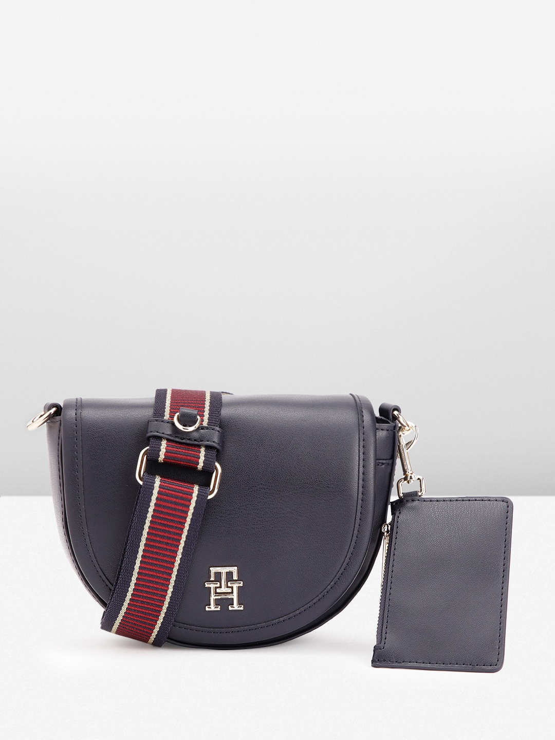 

Tommy Hilfiger Solid Half Moon Sling Bag, Navy blue