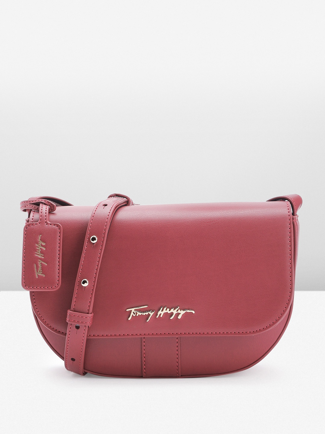 

Tommy Hilfiger Women Solid Sling Bag, Red