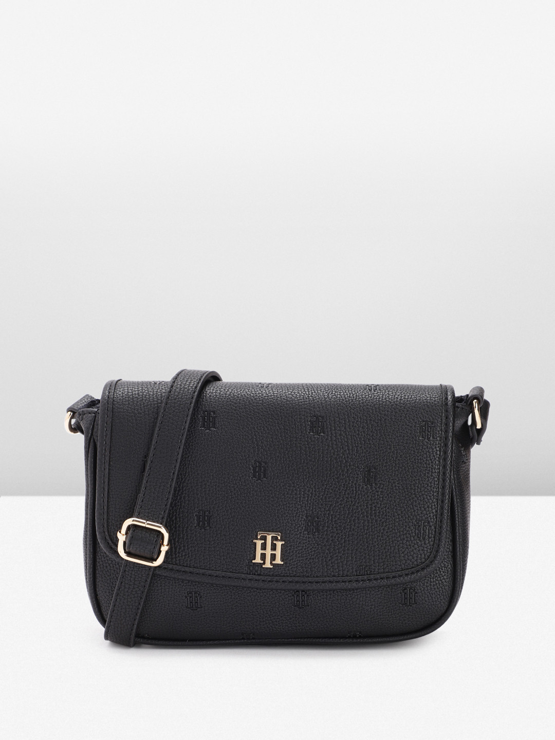 

Tommy Hilfiger Brand Logo Textured Sling Bag, Black