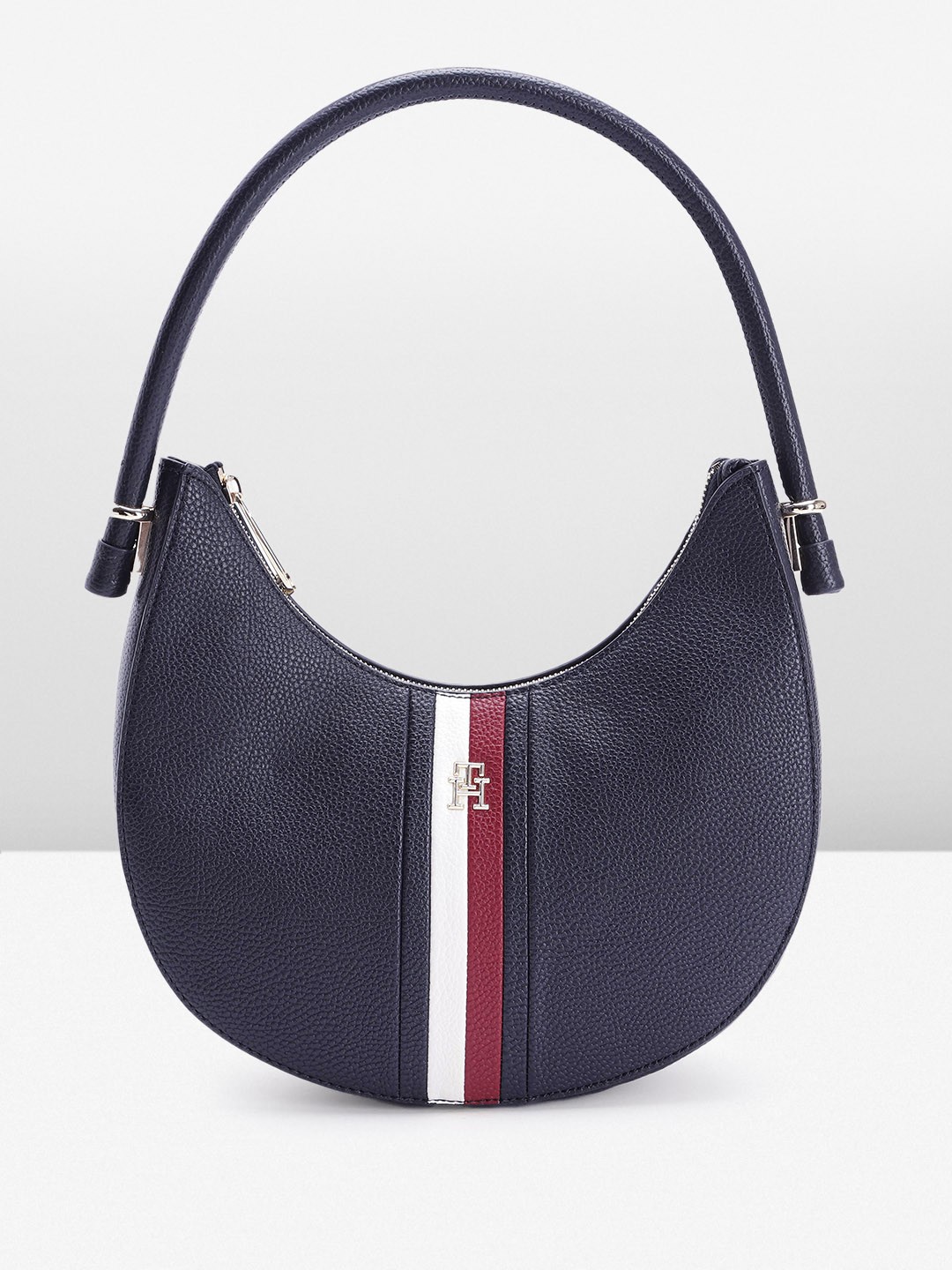 

Tommy Hilfiger Women Solid Hobo Bag, Blue