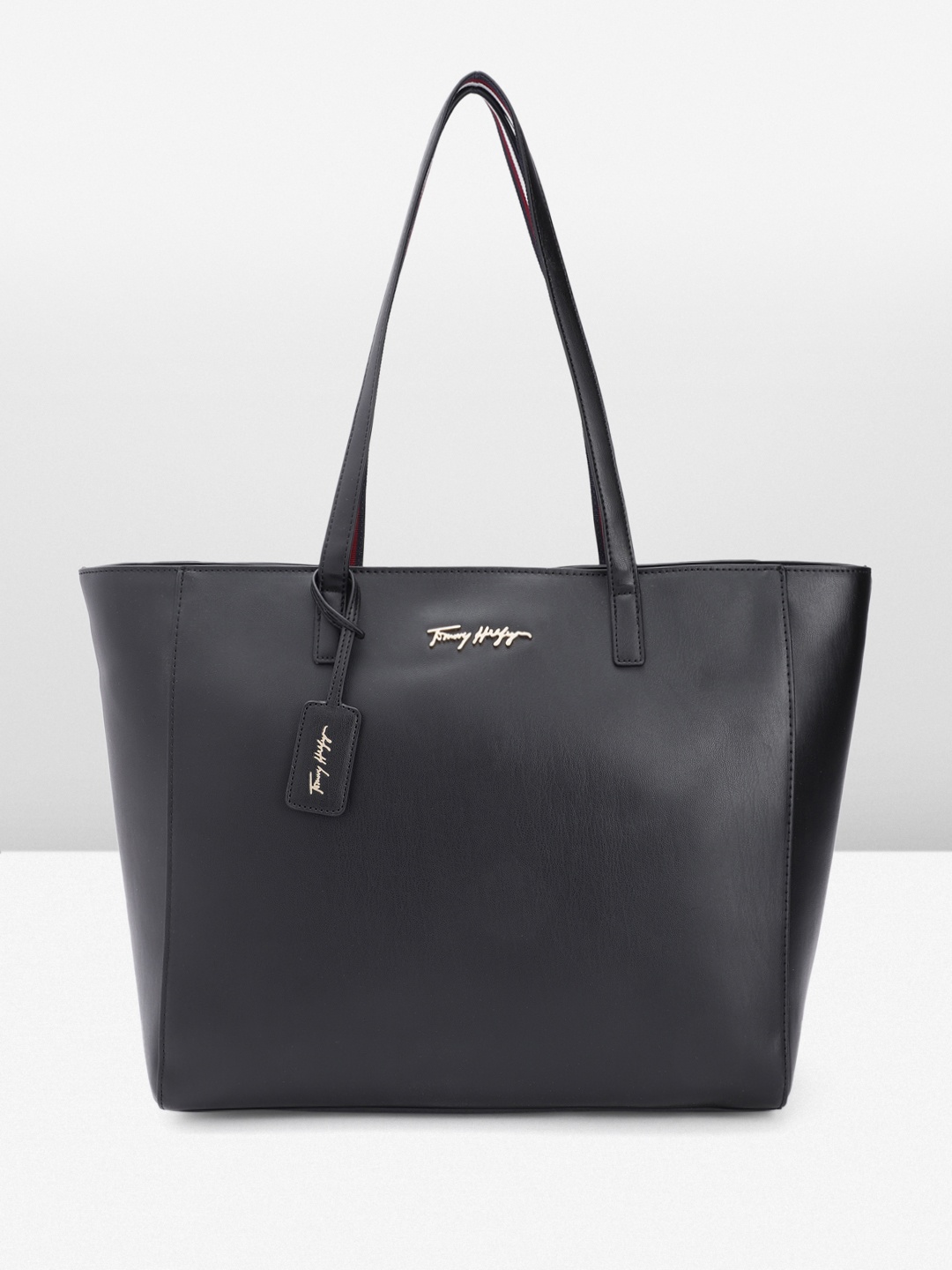 

Tommy Hilfiger Women Solid Shoulder Bag, Black