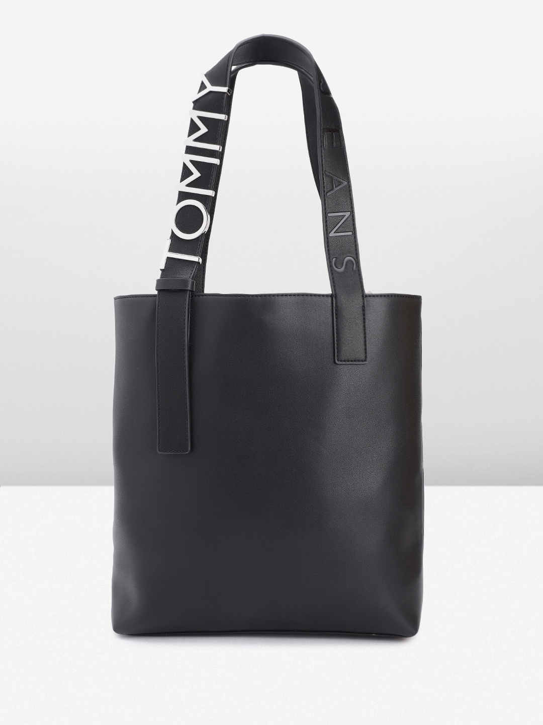 

Tommy Hilfiger Structured Shoulder Bag, Black