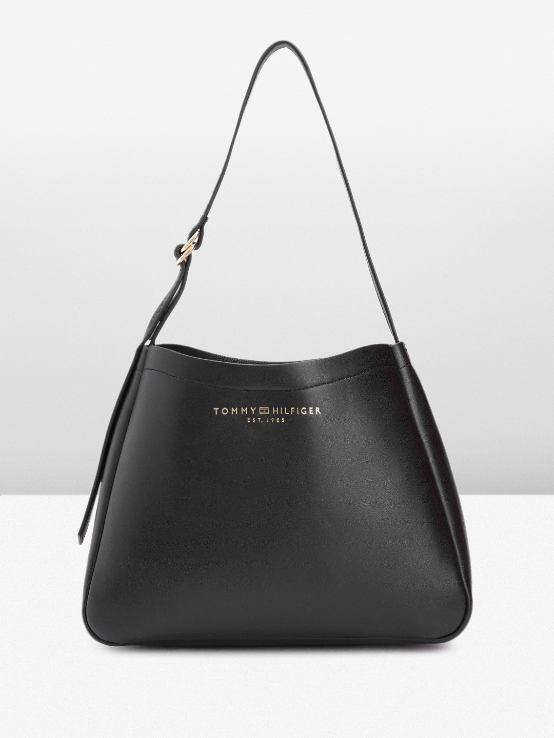 

Tommy Hilfiger Solid Shoulder Bag, Black
