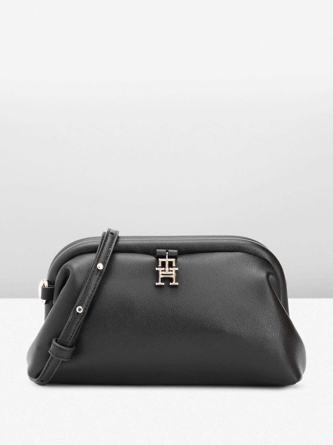 

Tommy Hilfiger Structured Cross Over Sling Bag, Black