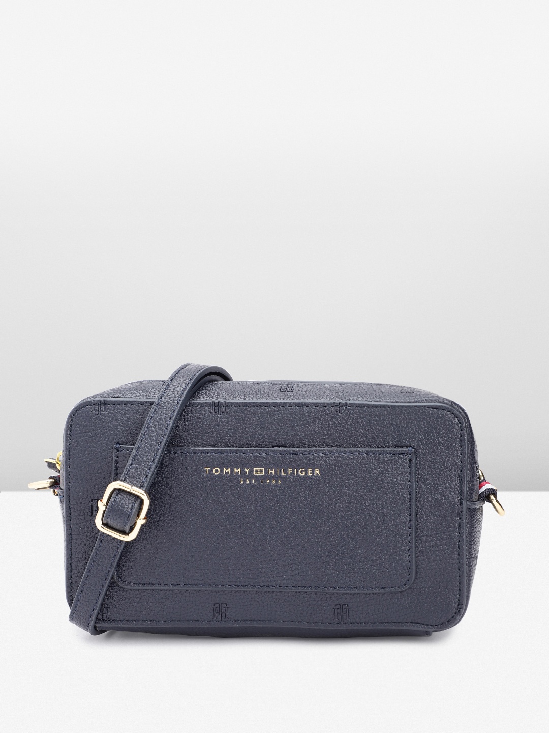 

Tommy Hilfiger Structured Sling Bag, Navy blue