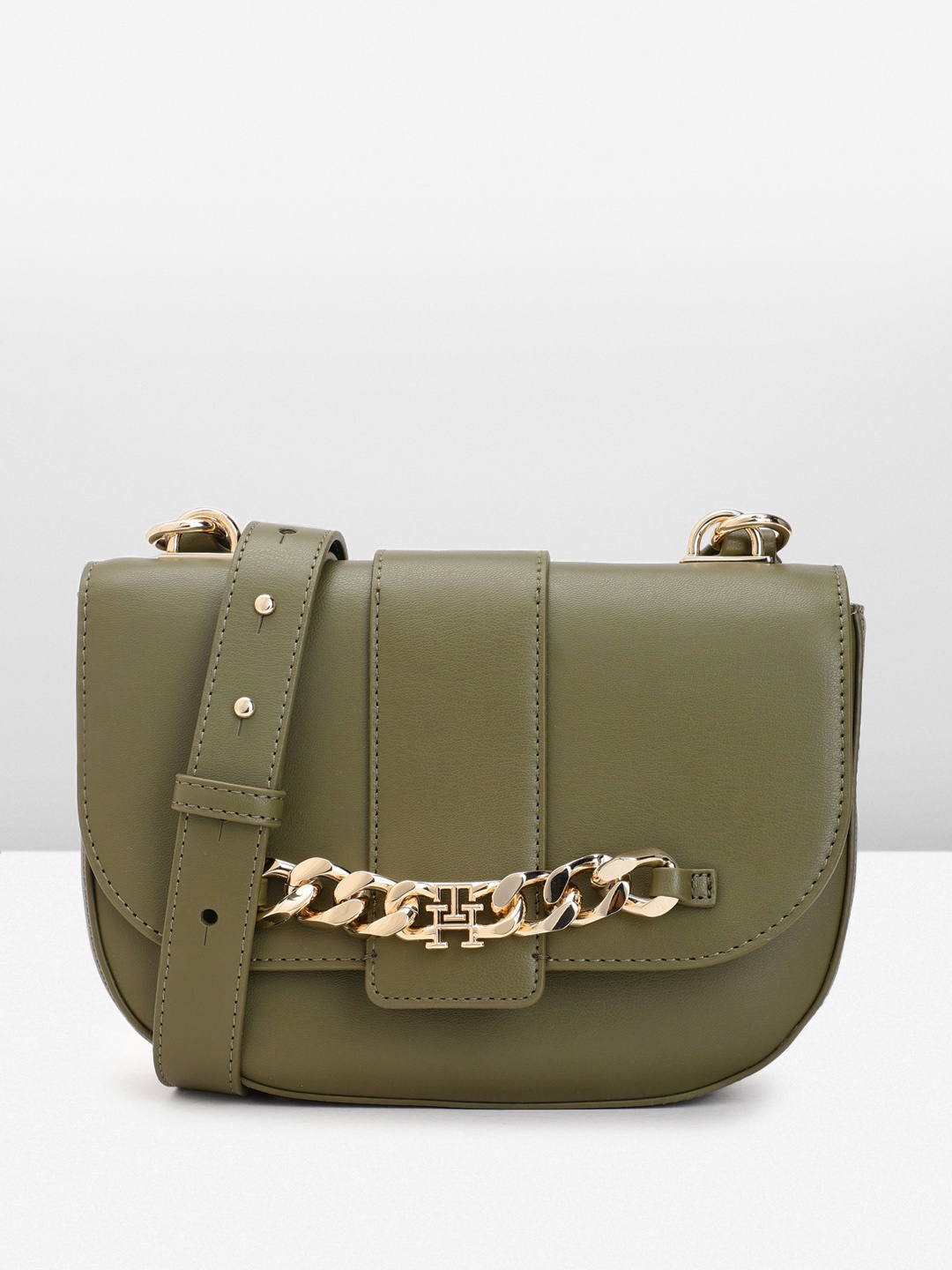 

Tommy Hilfiger Solid Structured Sling Bag, Olive