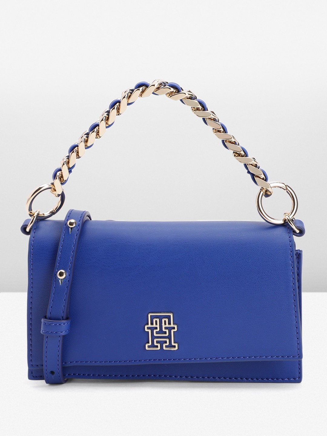 

Tommy Hilfiger Solid Structured Mini Handheld Bag, Blue