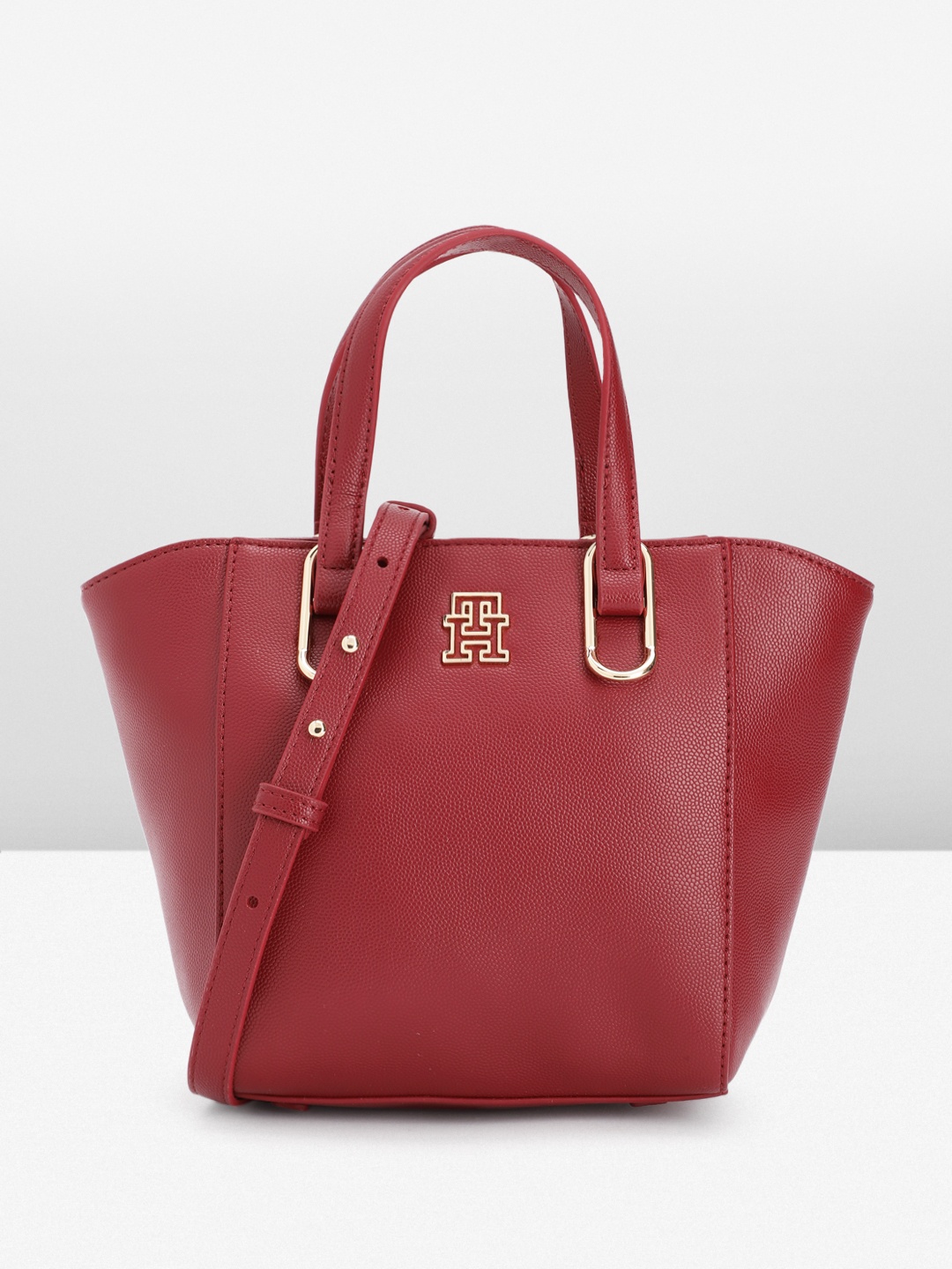 

Tommy Hilfiger Structured Handheld Bag, Red