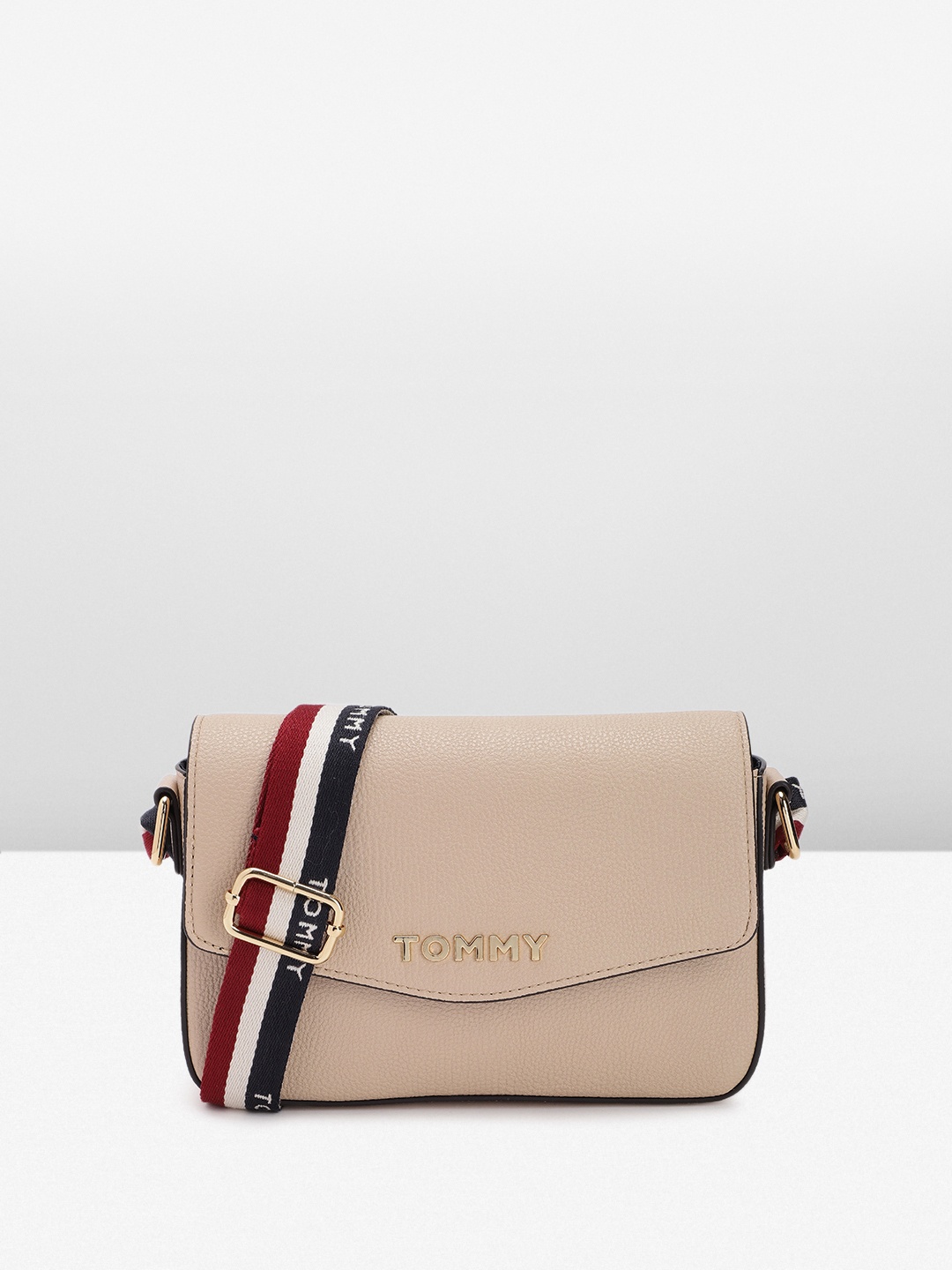 

Tommy Hilfiger Women Solid Sling Bag, Beige