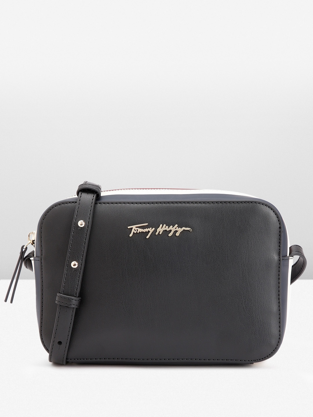 

Tommy Hilfiger Solid Structured Sling Bag, Black