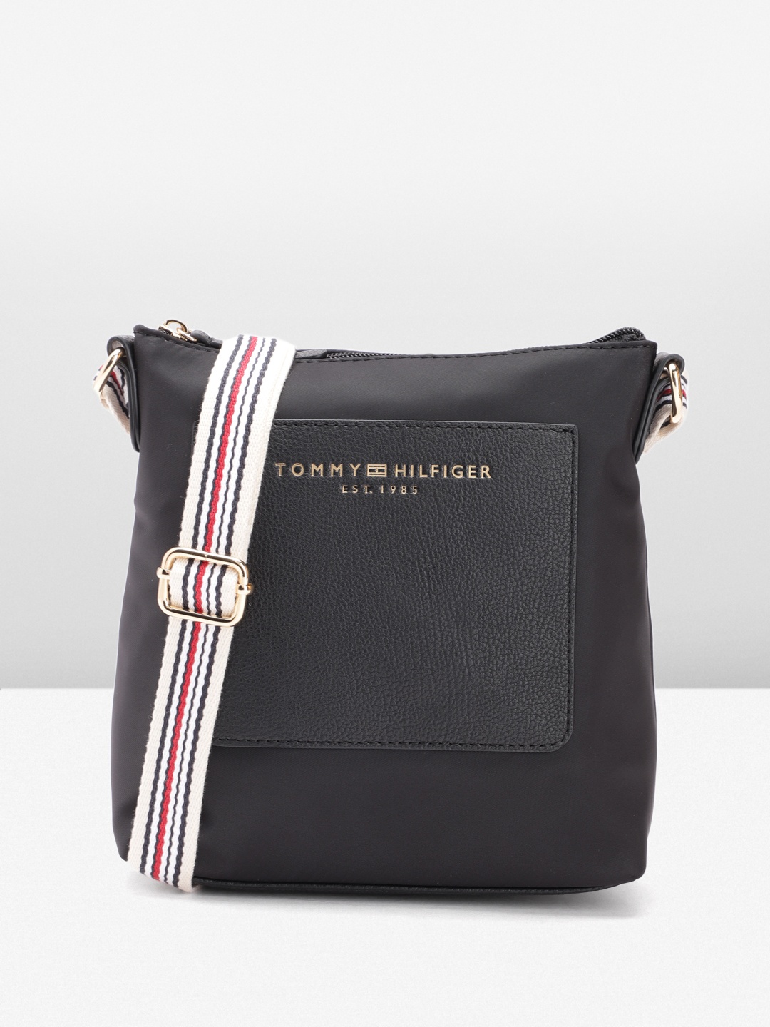 

Tommy Hilfiger Solid Structured Sling Bag, Black
