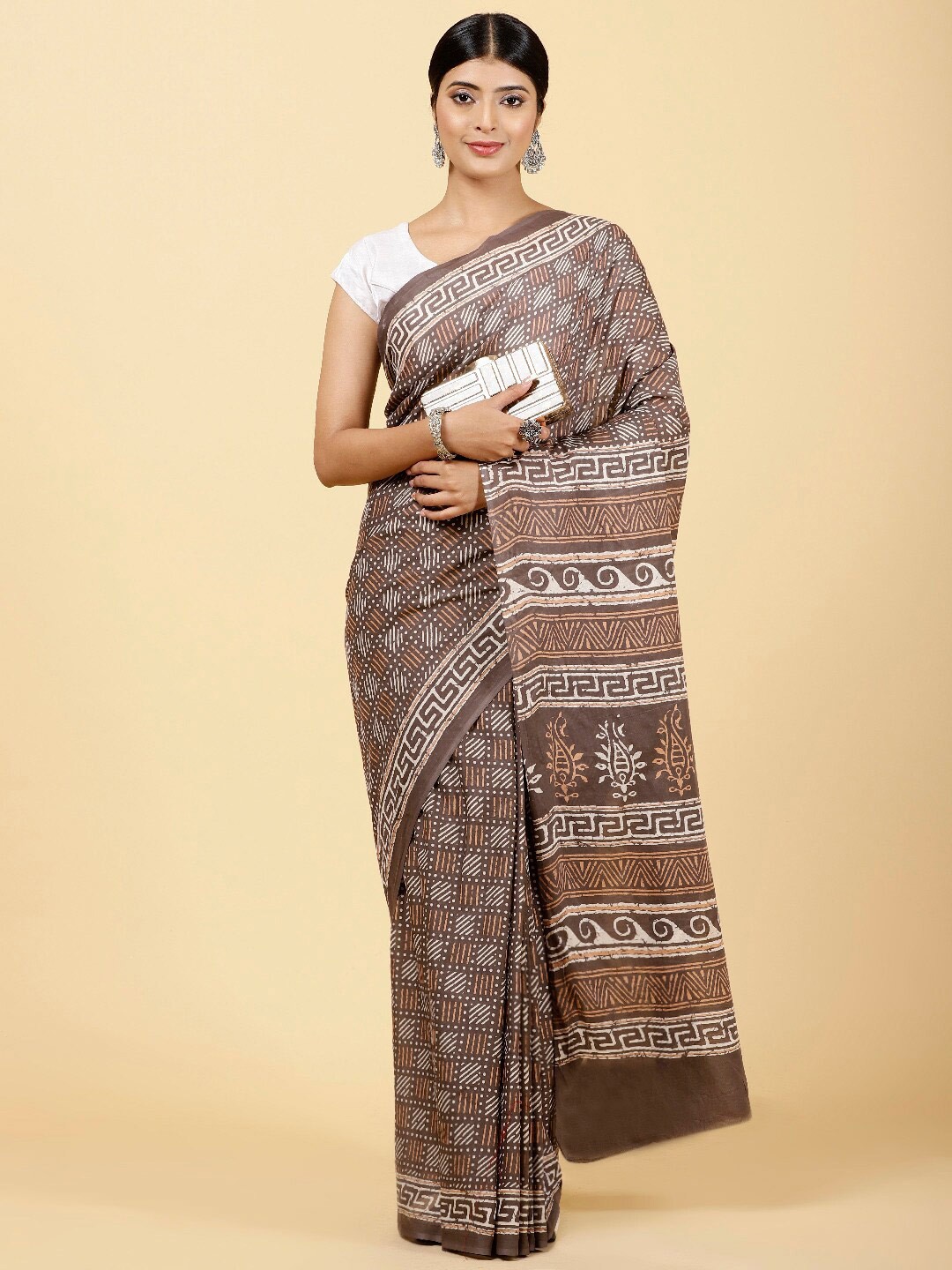 

Meena Bazaar Ethnic Motifs Printed Art Silk Saree, Brown