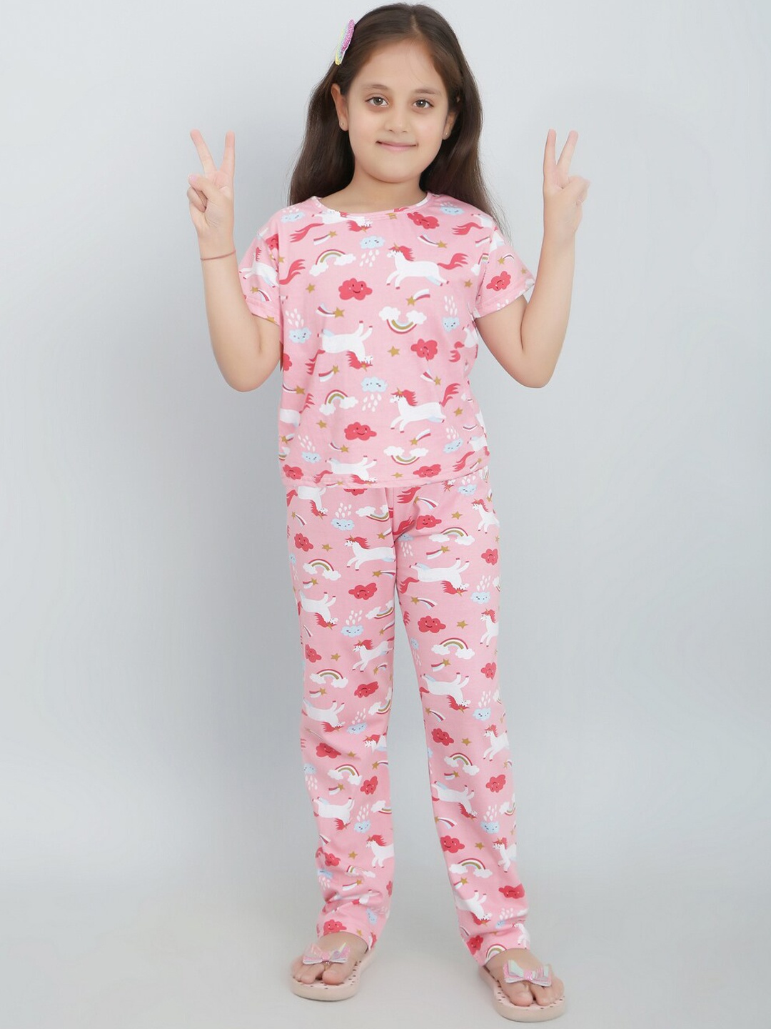 

Ninos Dreams Girls Printed T-shirt With Trousers, Pink
