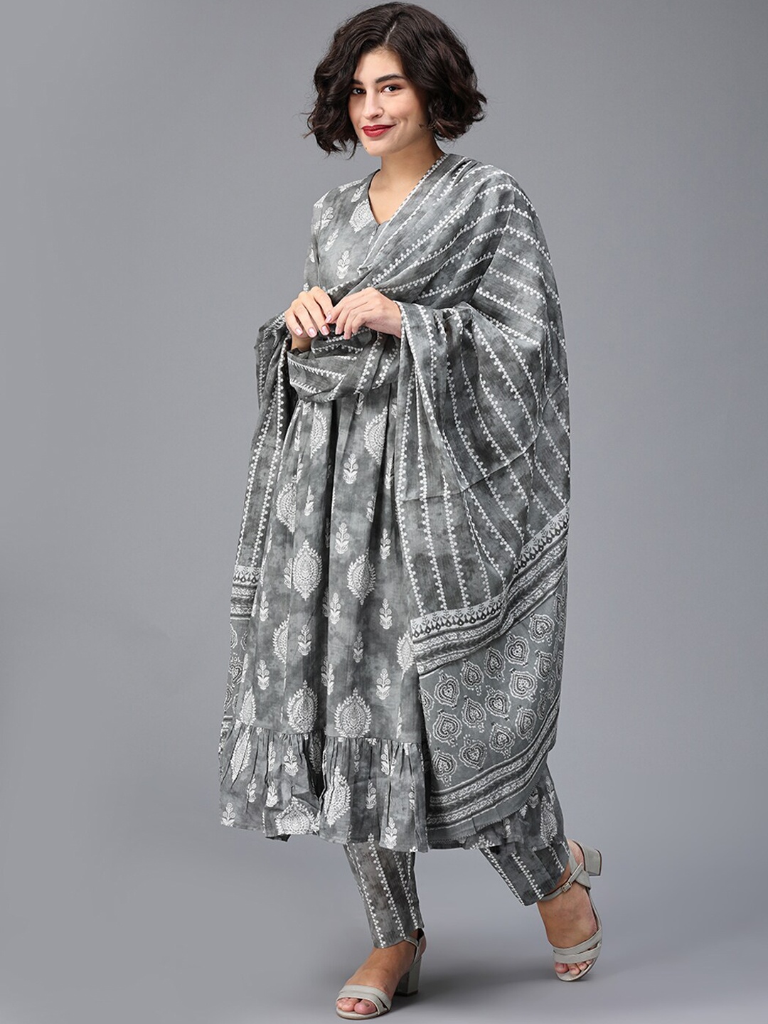 

The Mom Store Ethnic Motifs Printed Empire A-Line Pure Cotton Maternity Kurta Set, Grey