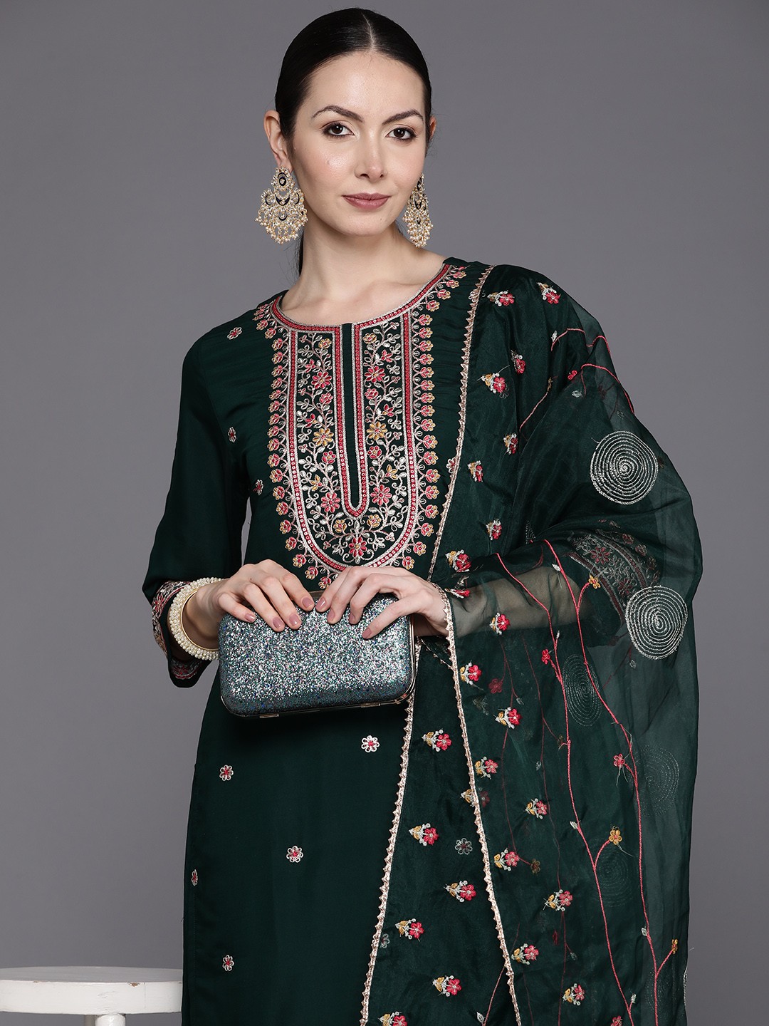 

Indo Era Floral Embroidered Regular Sequinned Kurta with Trousers & Dupatta, Green
