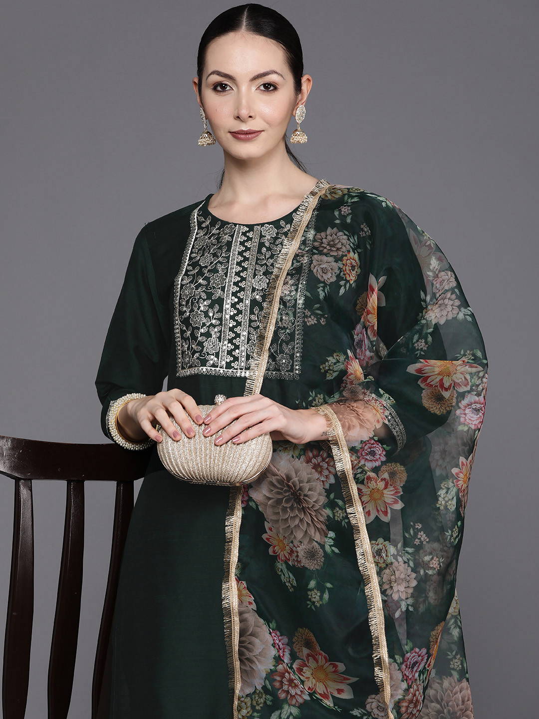 

Indo Era Floral Embroidered Regular Sequinned Chanderi Silk Kurta with Trousers & Dupatta, Green