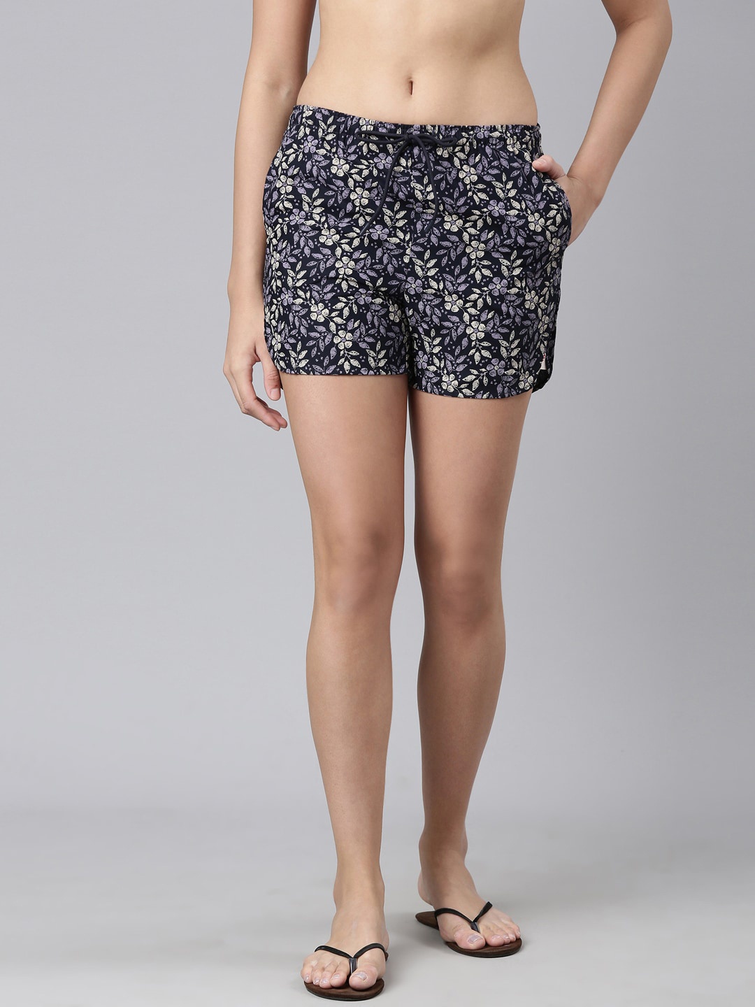 

Enamor Floral Printed Cotton Shorts, Navy blue