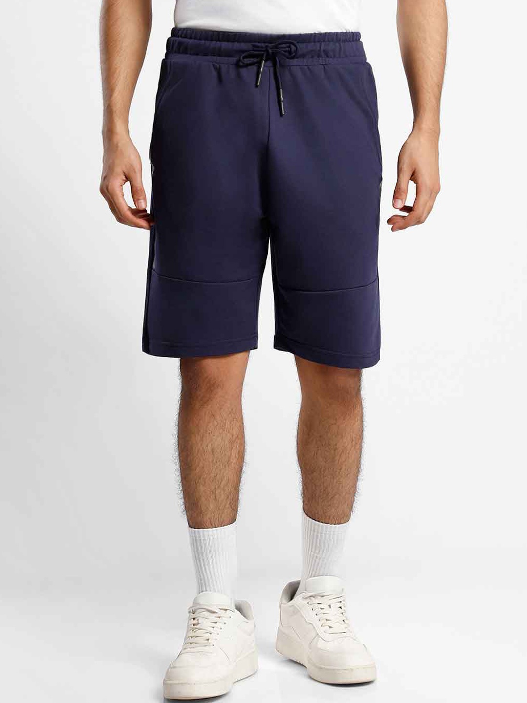 

NOBERO Men Mid-Rise Regular Fit Shorts, Navy blue