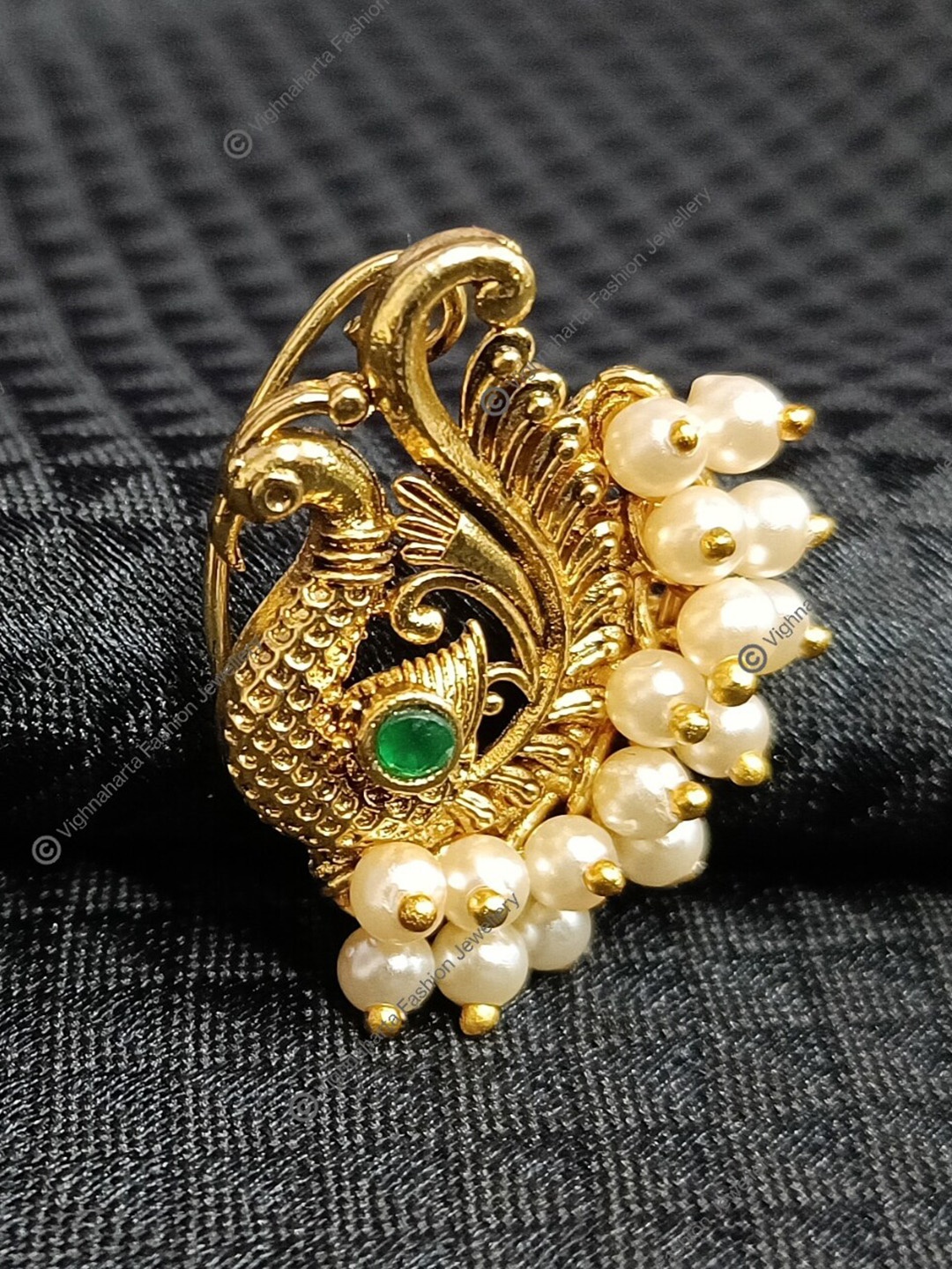 

Vighnaharta Set Of 2 Gold-Plated Beaded Nosepin