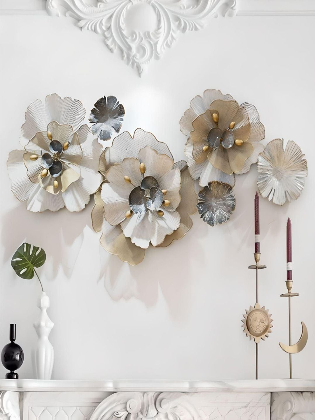 

The Art House White & Gold Toned Metal Wall Decor