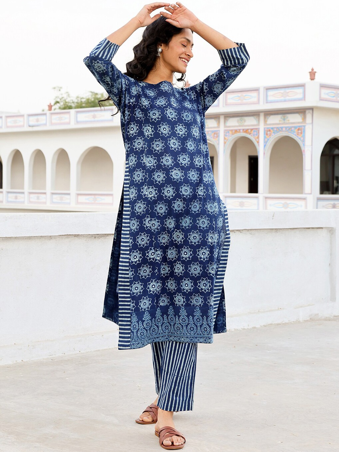 

OKHAI Ethnic Motifs Block Printed Regular Pure Cotton Kurta With Palazzos, Blue