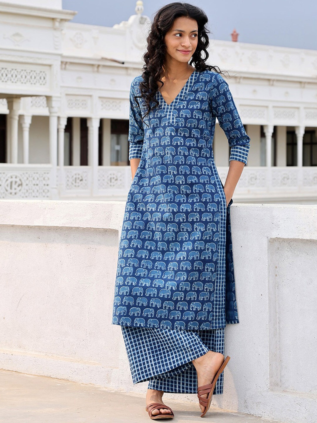 

OKHAI Ethnic Motifs Block Printed Regular Pure Cotton Kurta With Palazzos, Blue