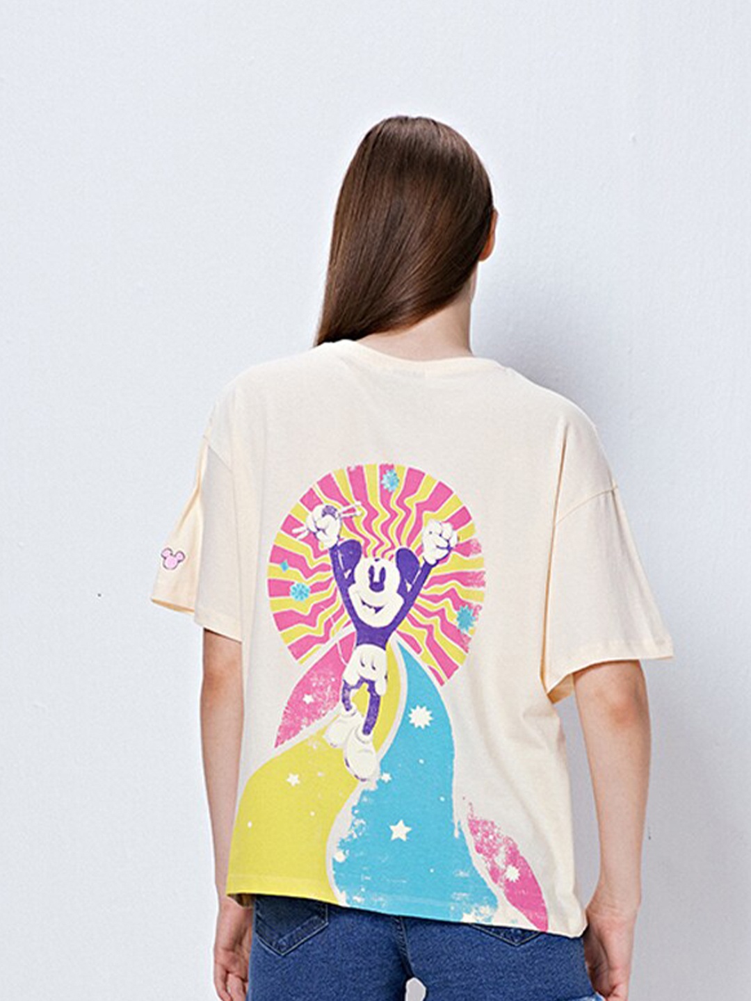 

COVER STORY Off-White & Yellow Graphic Printed Cotton T-shirt