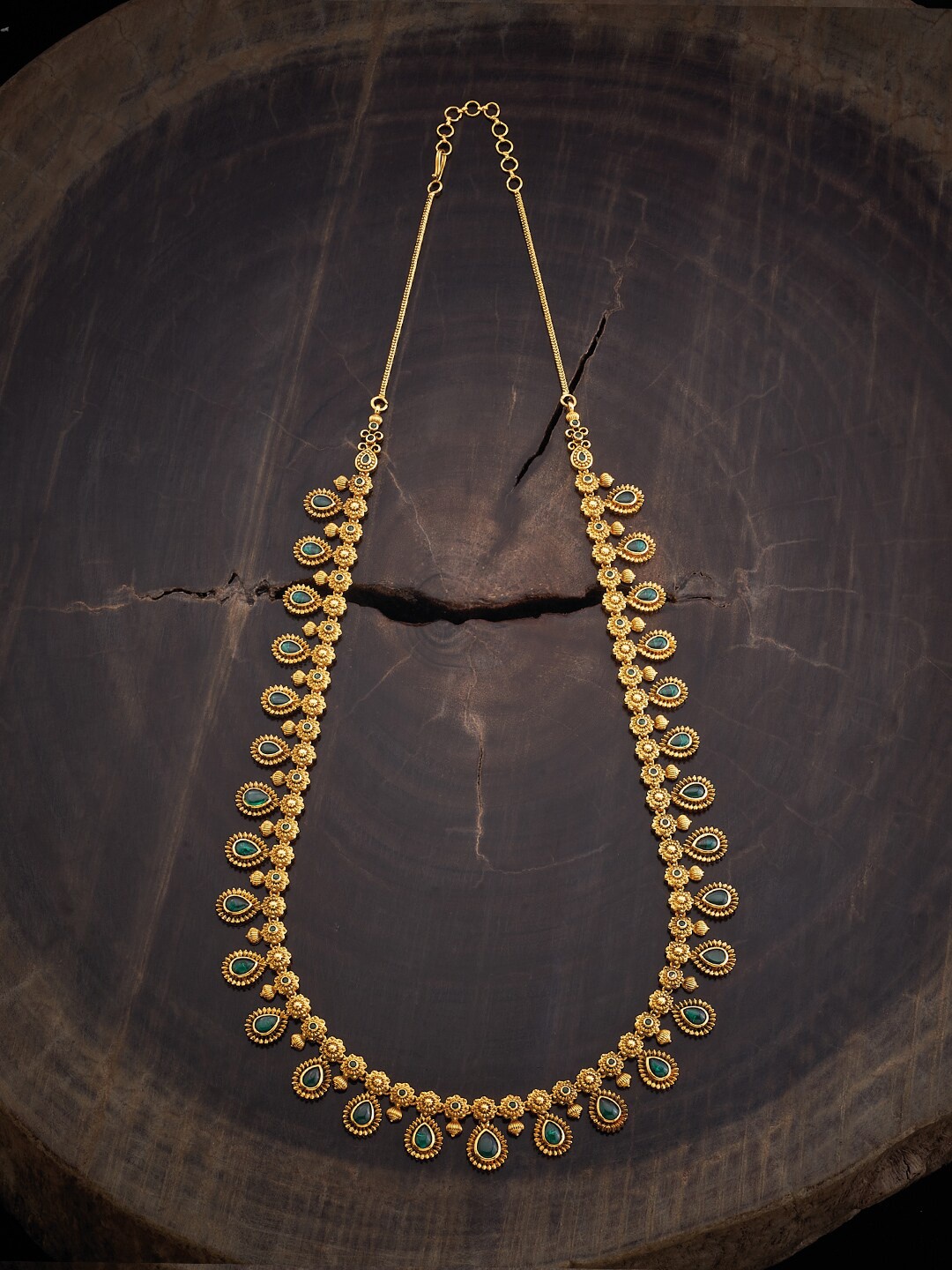 

Kushal's Fashion Jewellery Gold-Toned Cubic Zirconia Studded Necklace