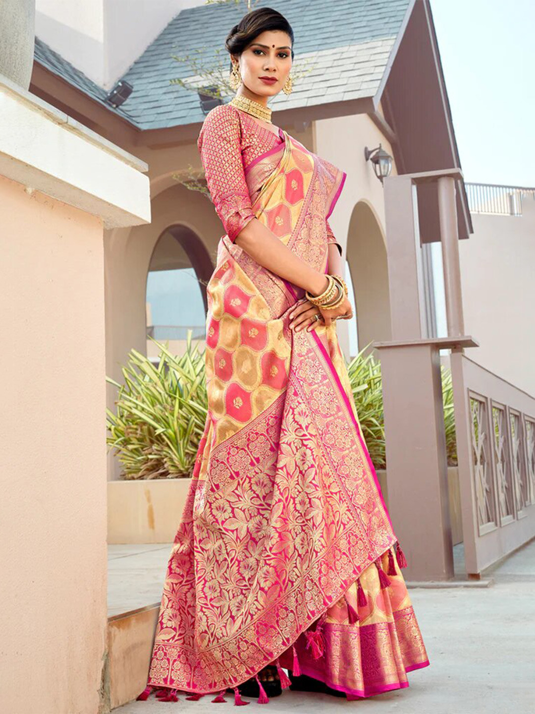 

Mitera Beige & Pink Ethnic Motifs Woven Design Zari Saree