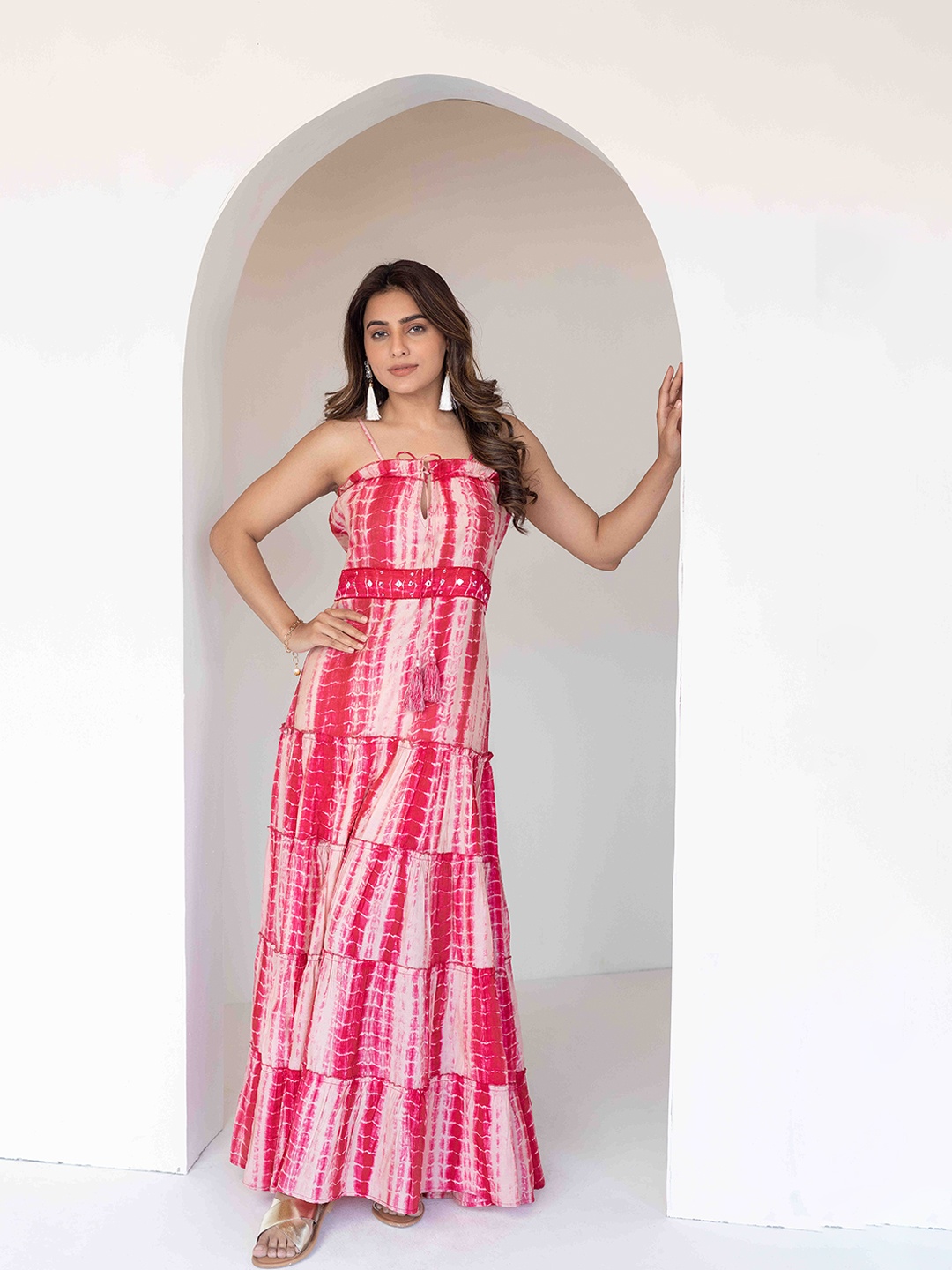 

Ragavi Tie and Dye Shoulder Straps Cotton Maxi Holi Dress, Pink