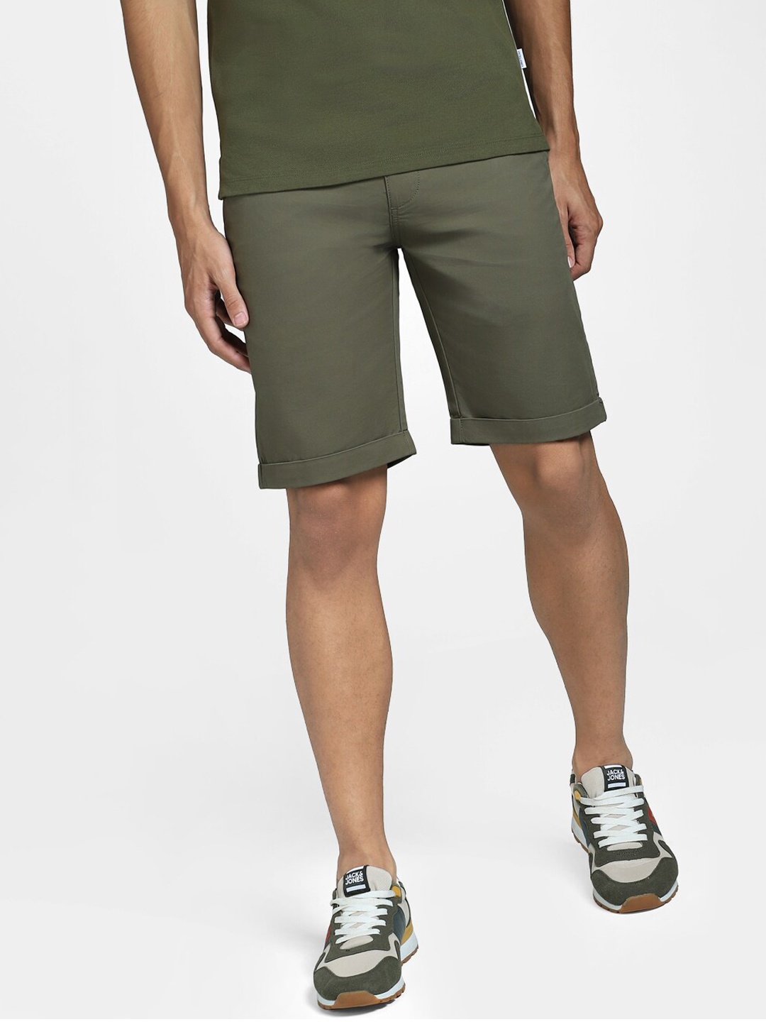 Jack & Jones Men Mid-Rise Cotton Shorts, Green