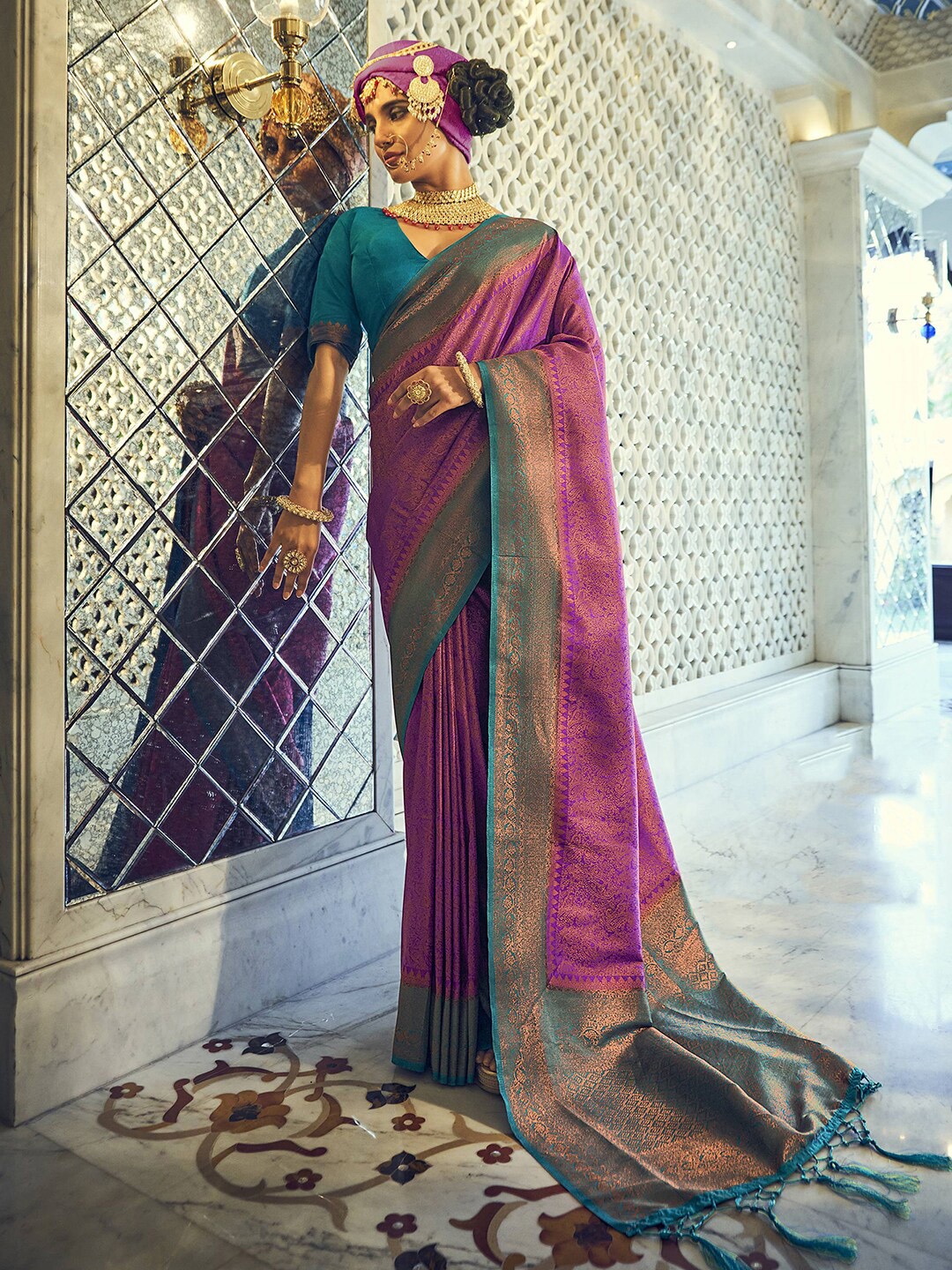 

Mitera Pink & Green Ethnic Motifs Woven Design Zari Kanjeevaram Saree