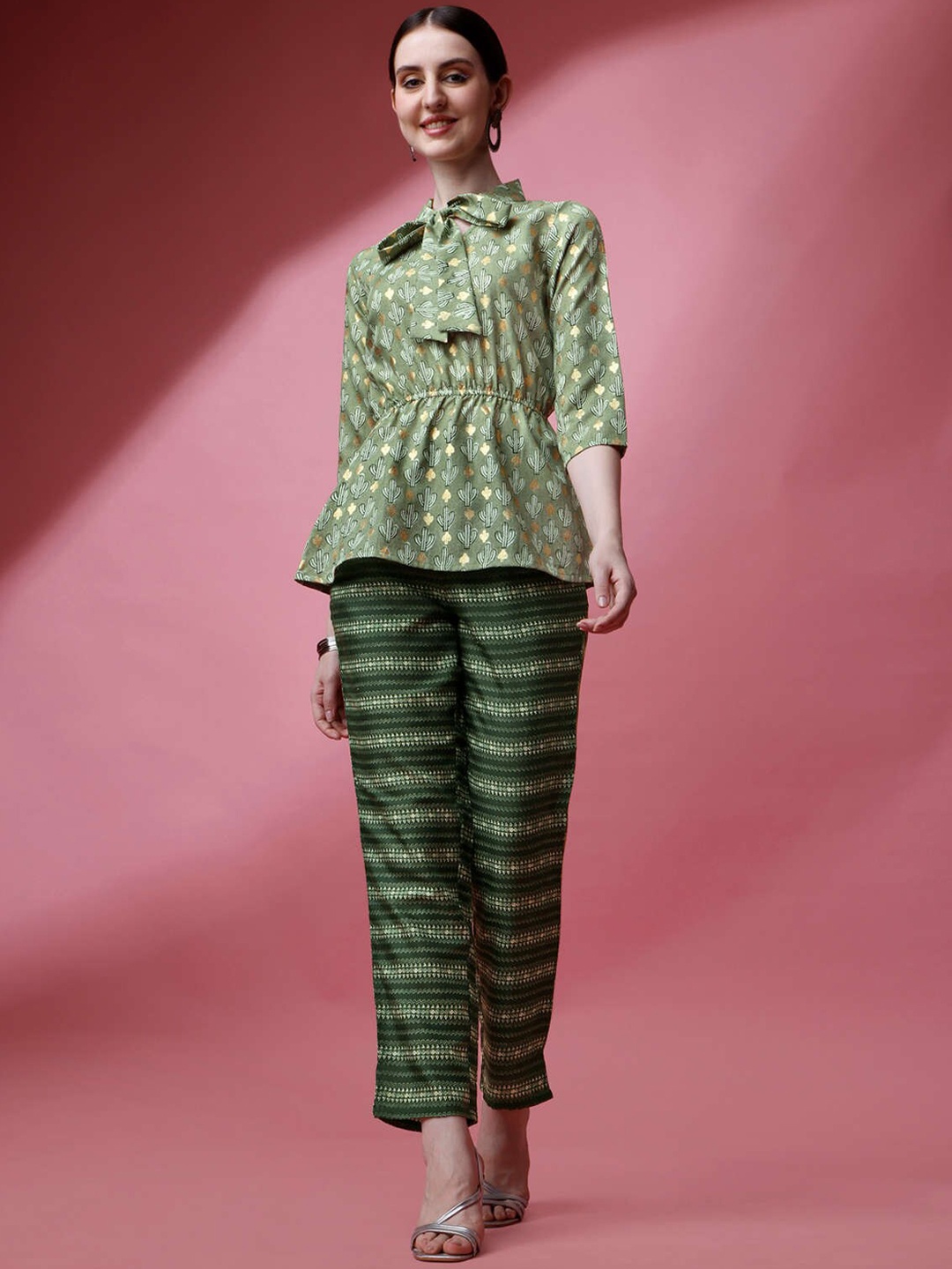 

RAISIN Printed Tie Up Neck Pure Cotton Top With Trousers, Green