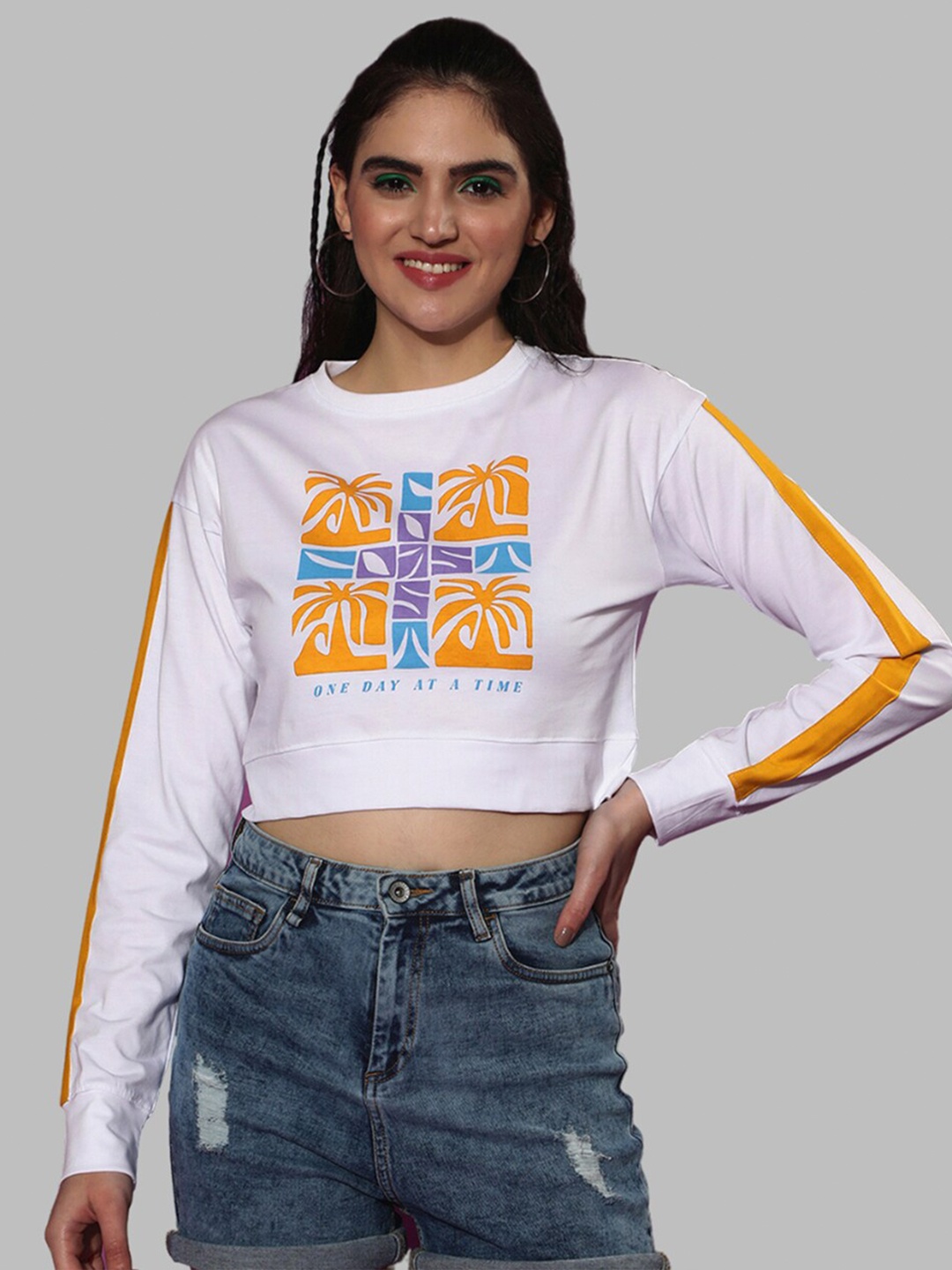 

JUNEBERRY Graphic Printed Cotton Crop Top, White