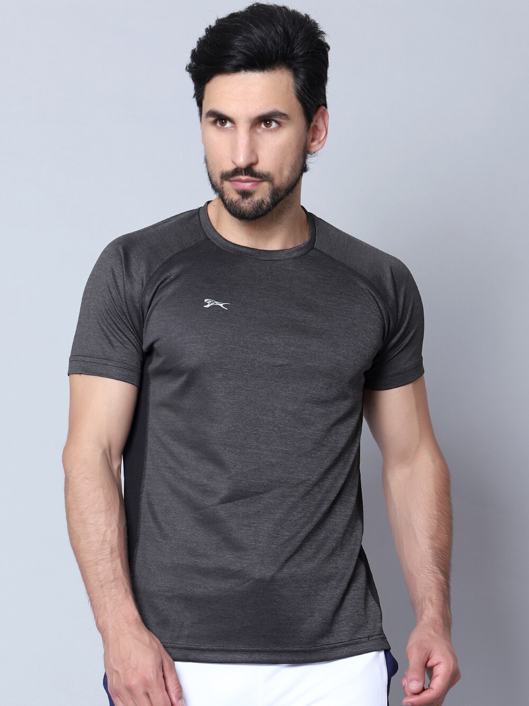 

Shiv Naresh Raglan Sleeves Rapid-Dry T-shirt, Black