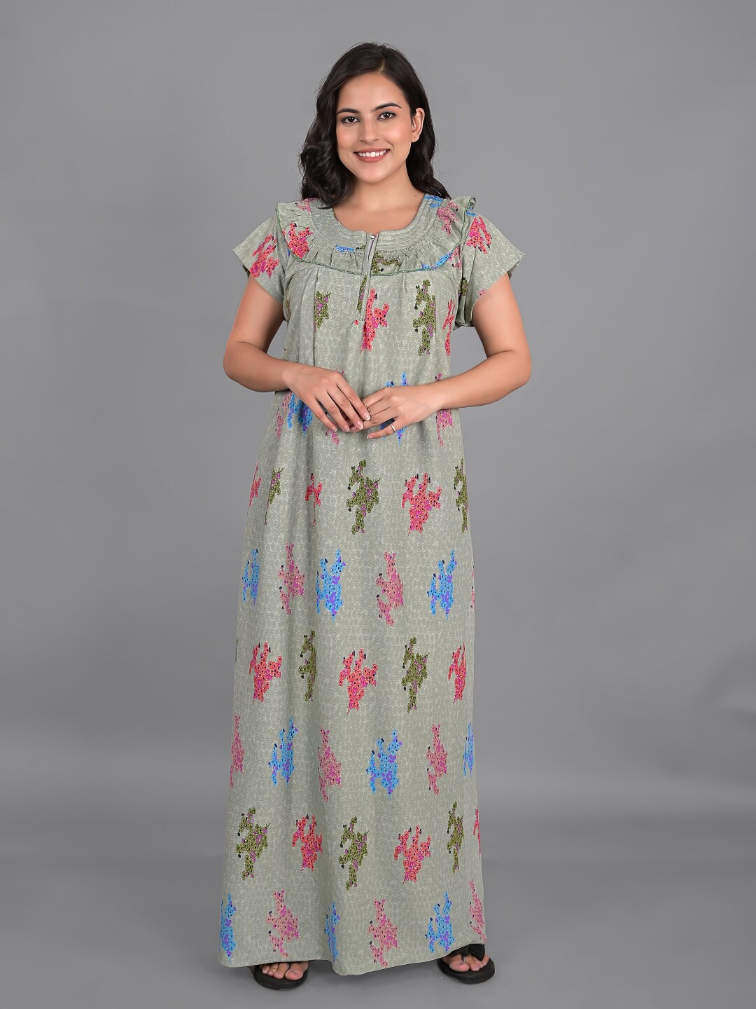 

Apratim Floral Printed Maxi Nightdress, Green