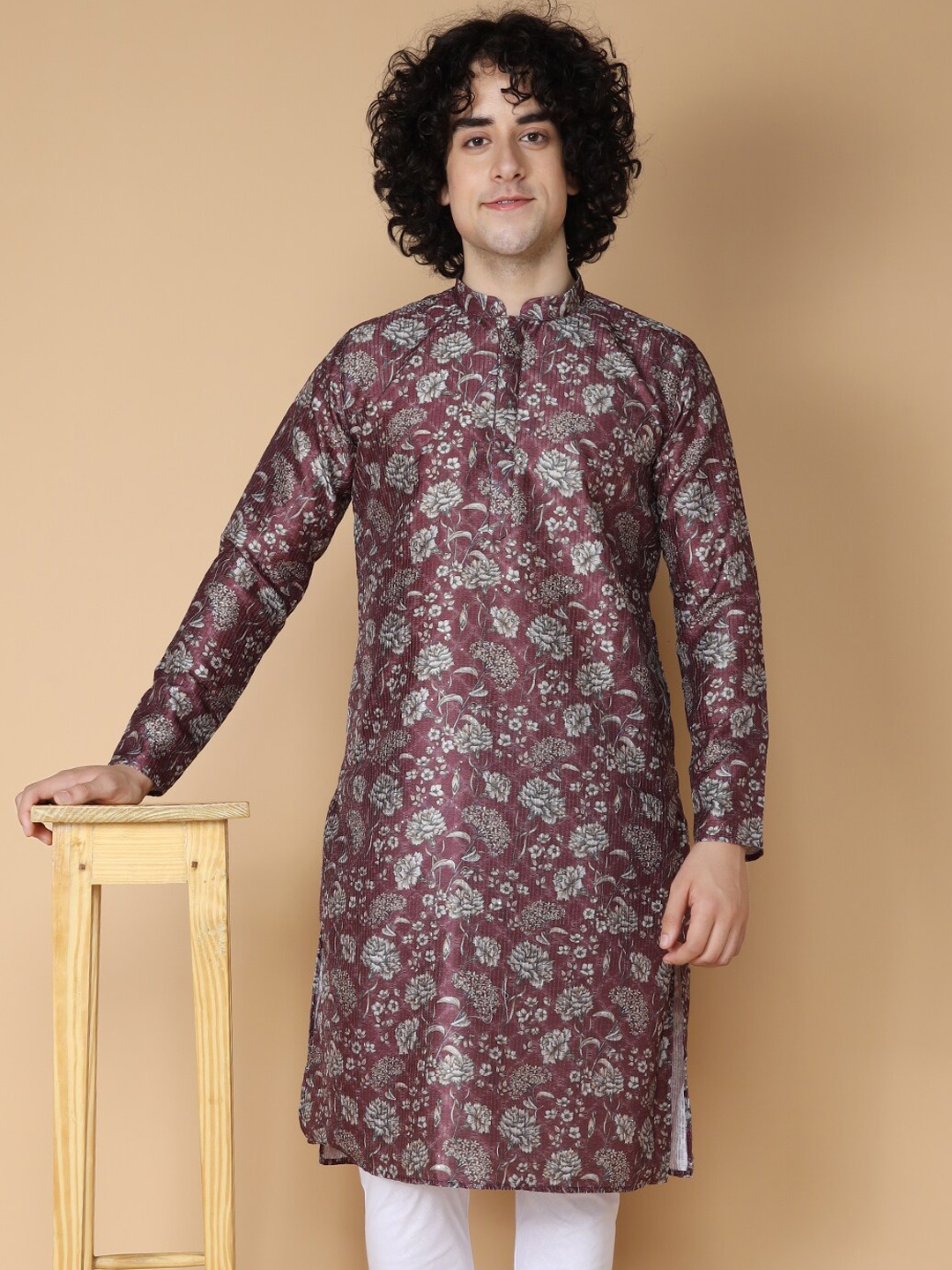

NAMASKAR Floral Printed Thread Work Mandarin Collar Silk Kurta, Brown