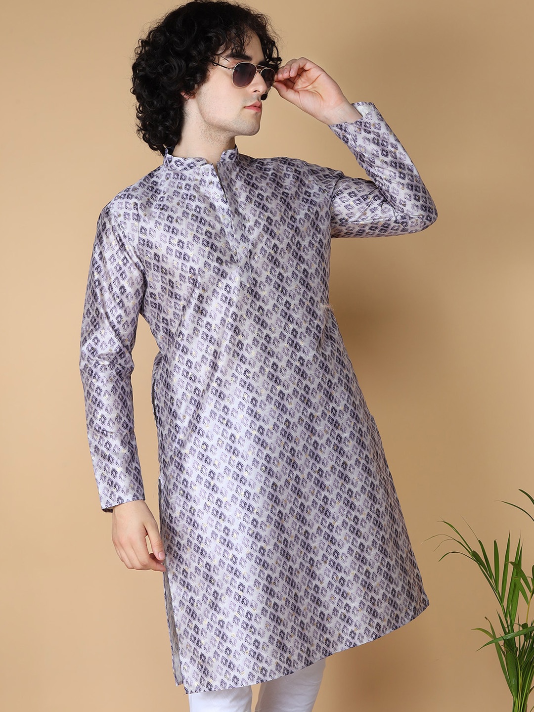 

NAMASKAR Men Ethnic Motifs Band Collar Long Sleeves Kurta, Brown