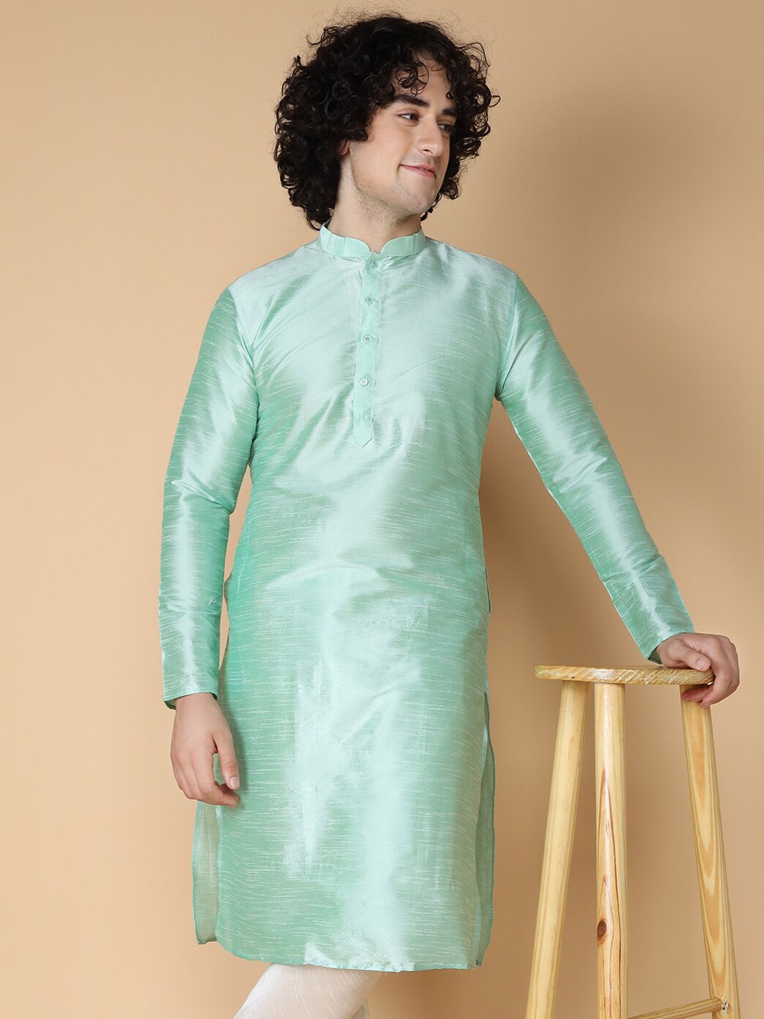 

NAMASKAR Men Band Collar Long Sleeves Kurta, Green