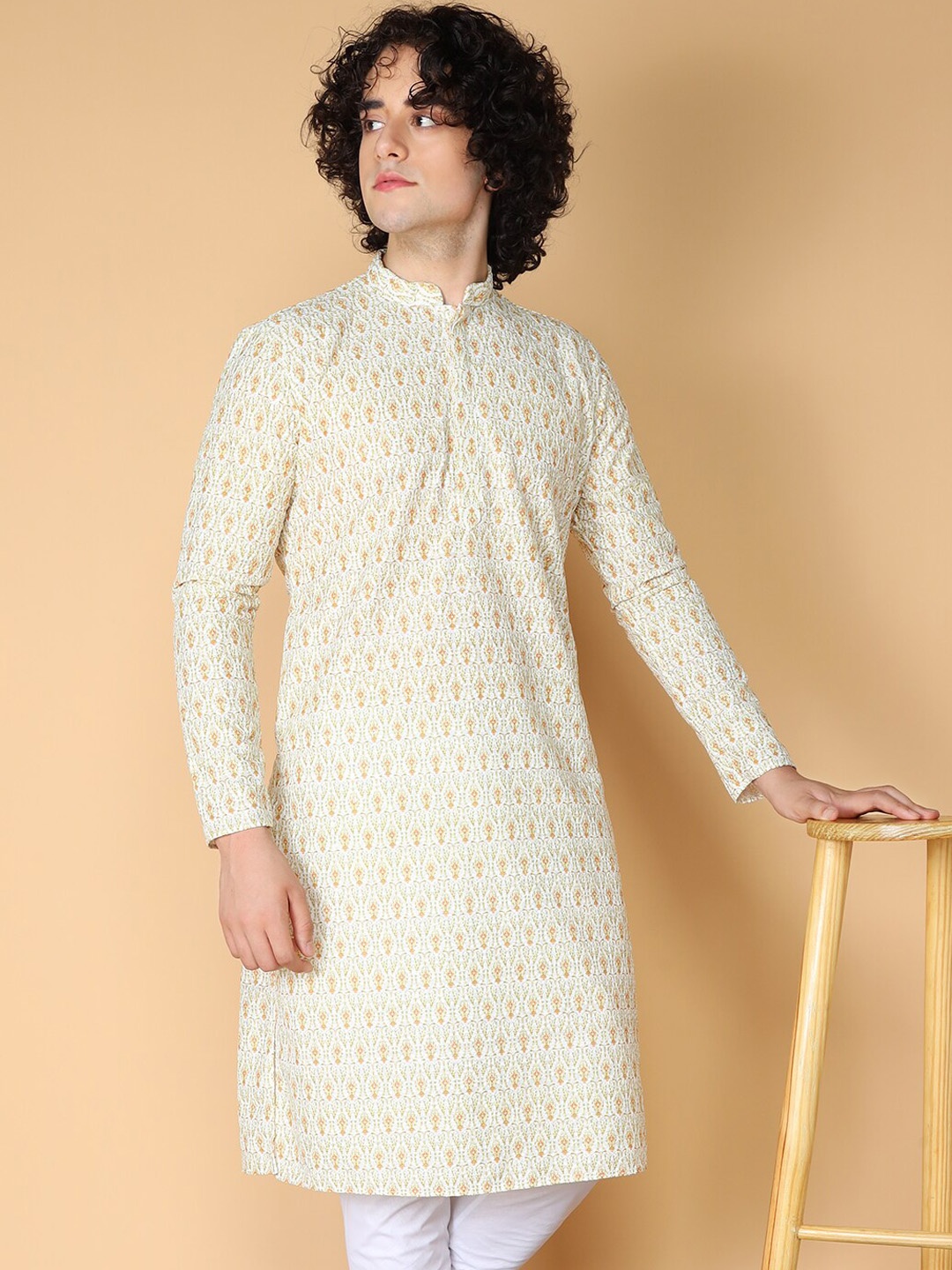 

NAMASKAR Ethnic Motifs Printed Chikankari Cotton Kurta, White